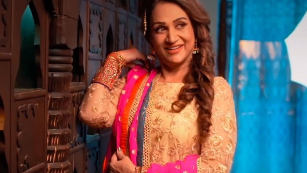 Working women, pay heed to this excellent advice from Bushra Ansari
