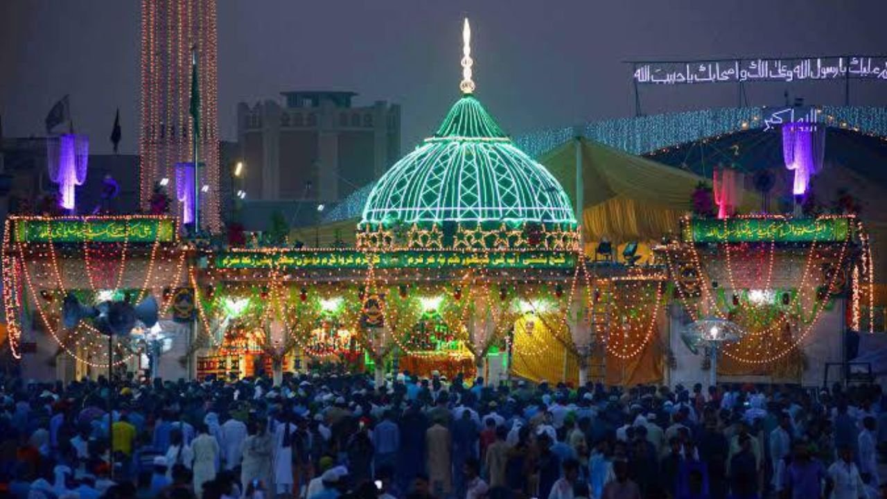 Public Holiday on Sept 7 in Lahore