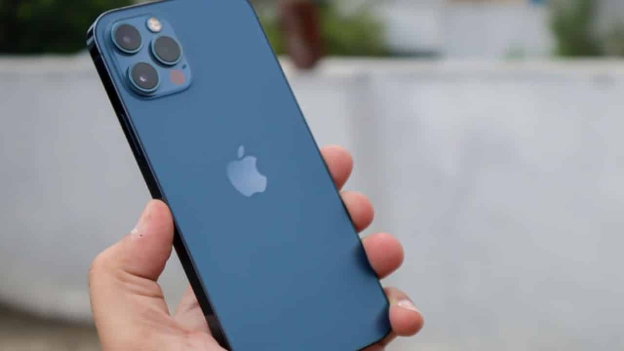 iPhone 12 sales temporarily stopped in France