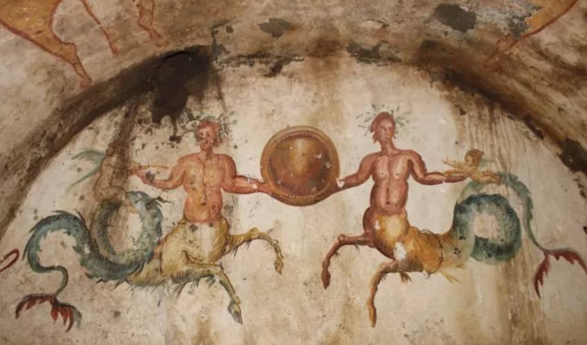 Tomb presumed to be from era of Jesus excavated in Naples