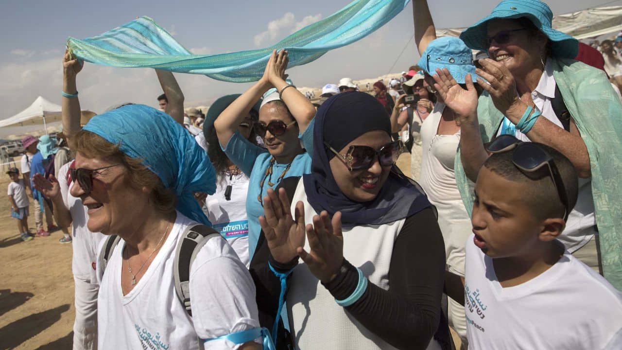Palestinian and Israeli women come together for peace