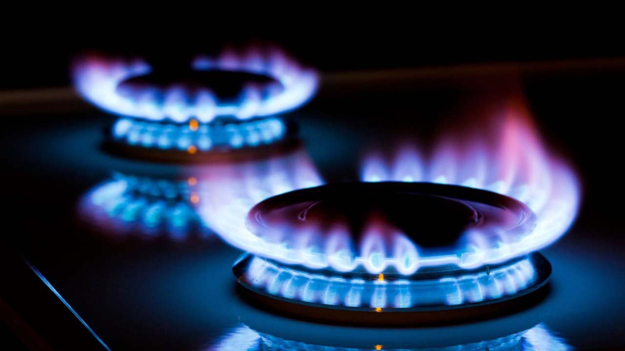 SNGPL cracks down on gas theft, imposing Rs3 crore in fines