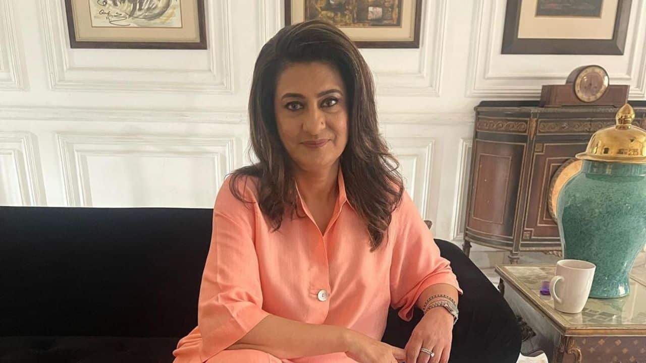 Saba Hamid’s recollection of her feminist parents is what every Pakistani parent needs to hear