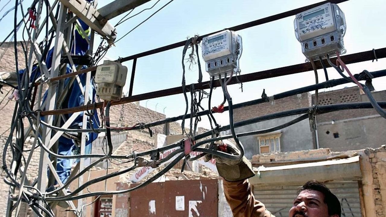 Punjab mein kahan ho rahi hai sab say ziada bijli chori?