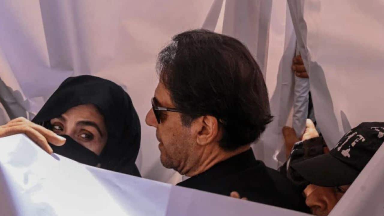 What does Bushra Bibi want to give Imran Khan in jail?
