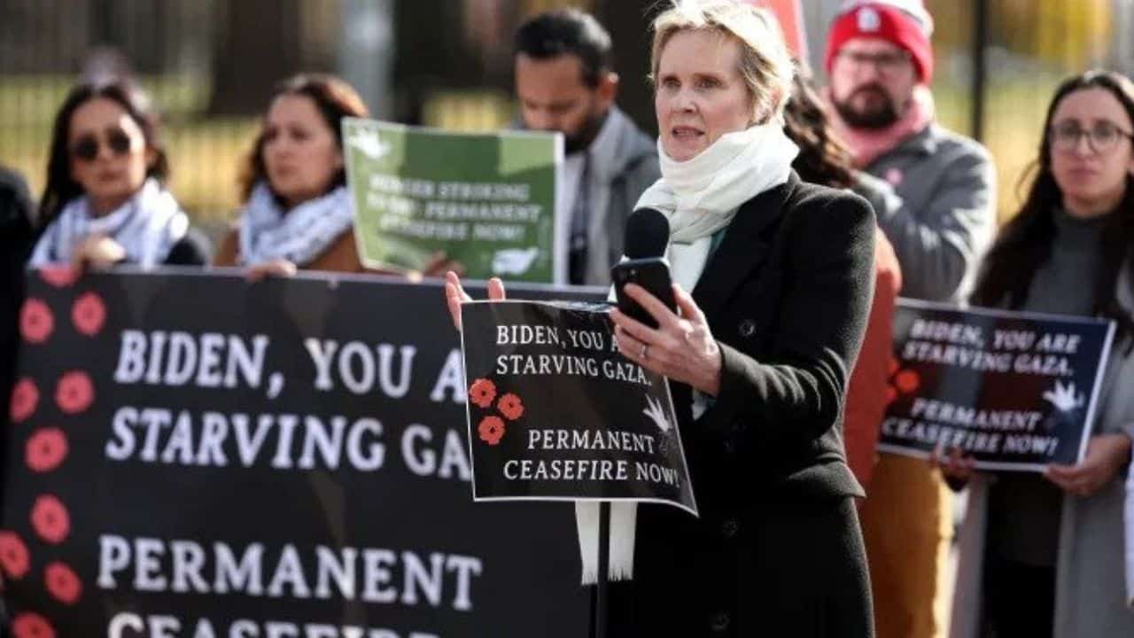 Cynthia Nixon launches hunger strike outside White House to demand ceasefire in Gaza