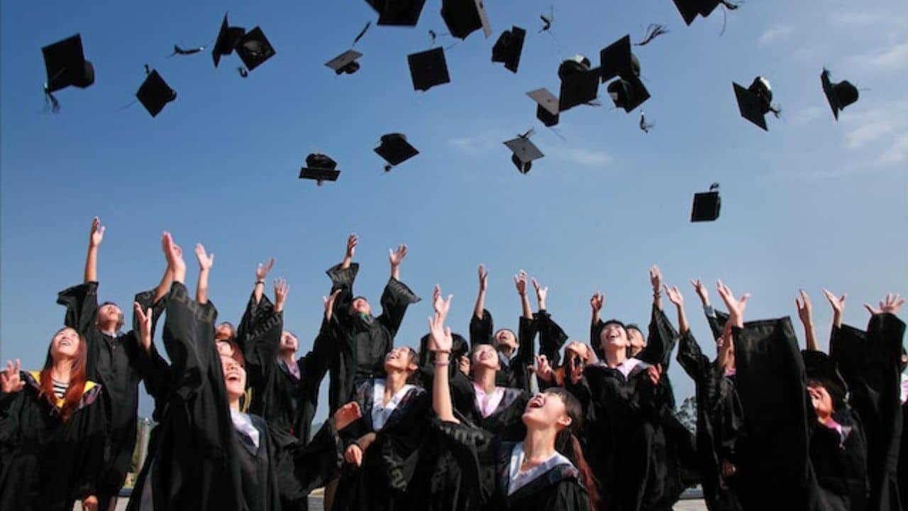 Fulbright scholarship: TOEFL replaced by Duolingo English Test for 2025