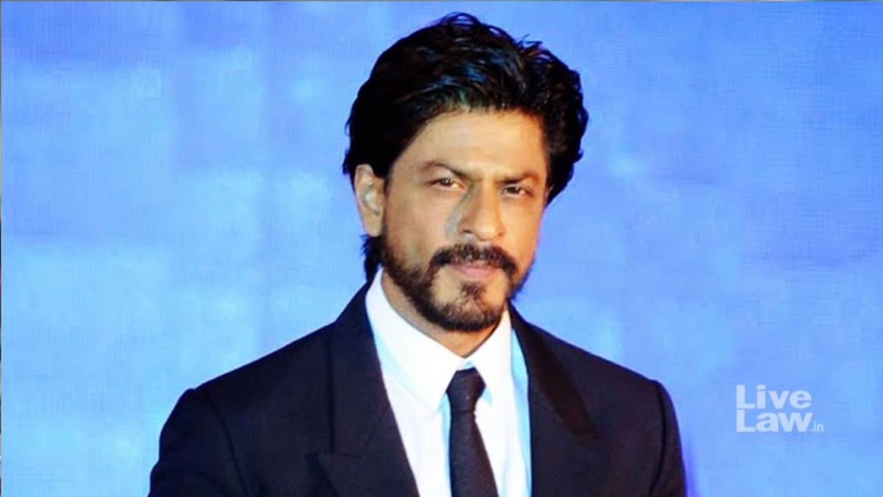 Fans get unpleasant surprise outside Shah Rukh Khan’s house on his birthday
