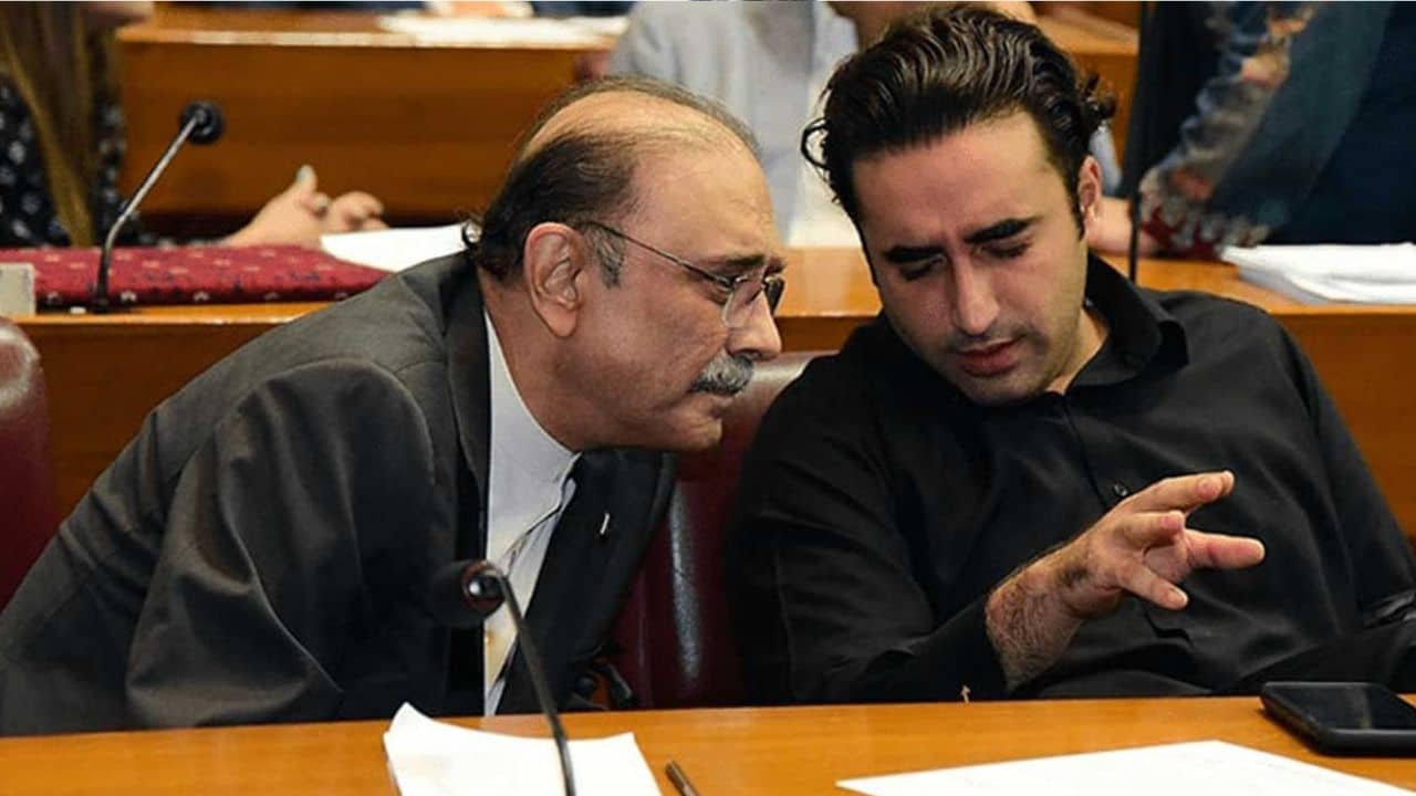 What did Bilawal and Zardari talk about before he left for Dubai?