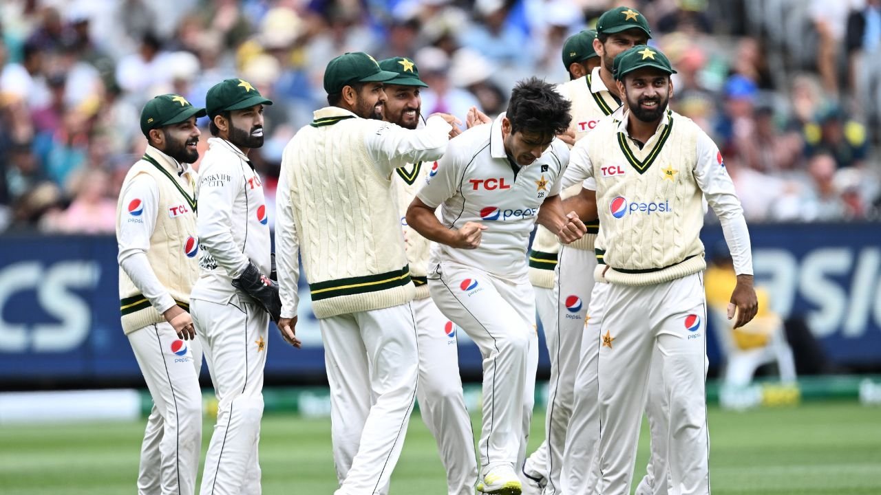 Melbourne Test: Shaheen’s comeback, Australia lost 6 wickets for 187 runs