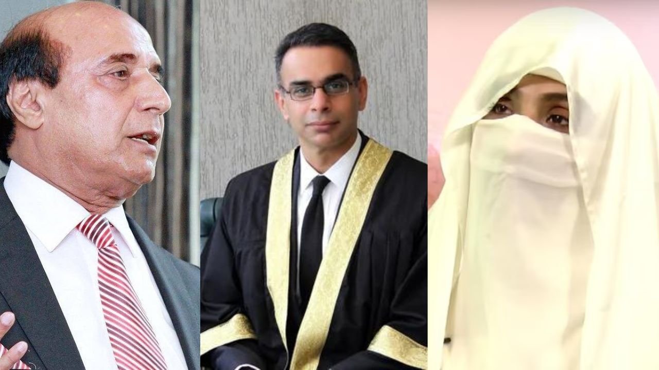 Aakhir kaun kar raha hai audio recordings?