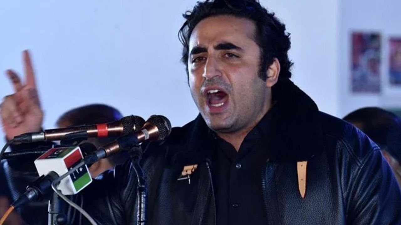 Bilawal pledges to eliminate 17 federal ministries if PPP voted into power
