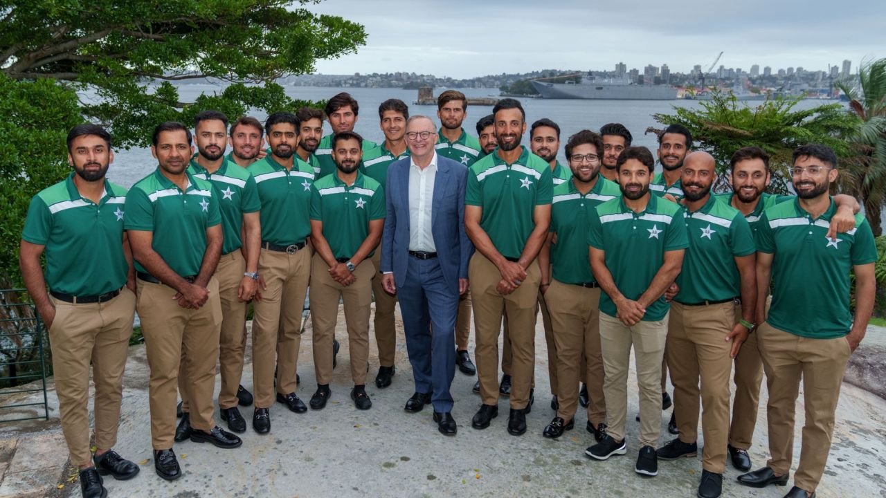 Australian Prime Minister hosts feast for Pakistan team