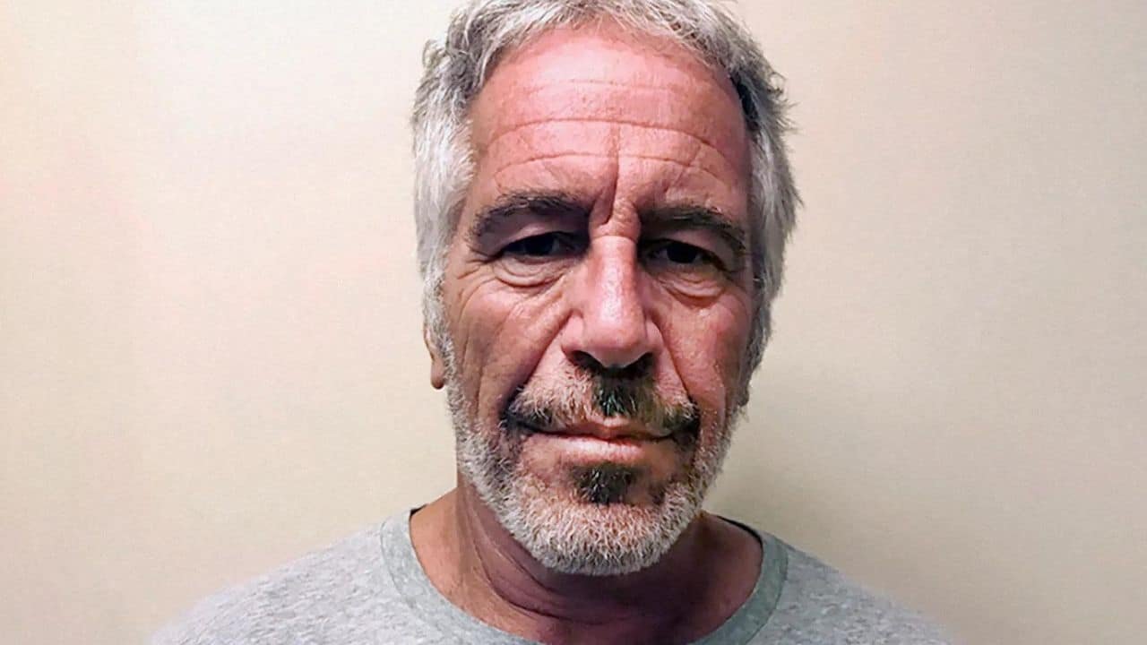 US judge begins to unseal Epstein contacts