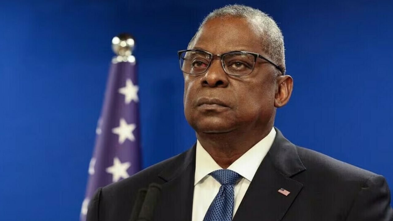 US defense chief under fire for undisclosed hospitalisation