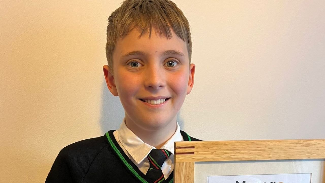 12-year-old beats Einstein and Stephen Hawking in IQ test