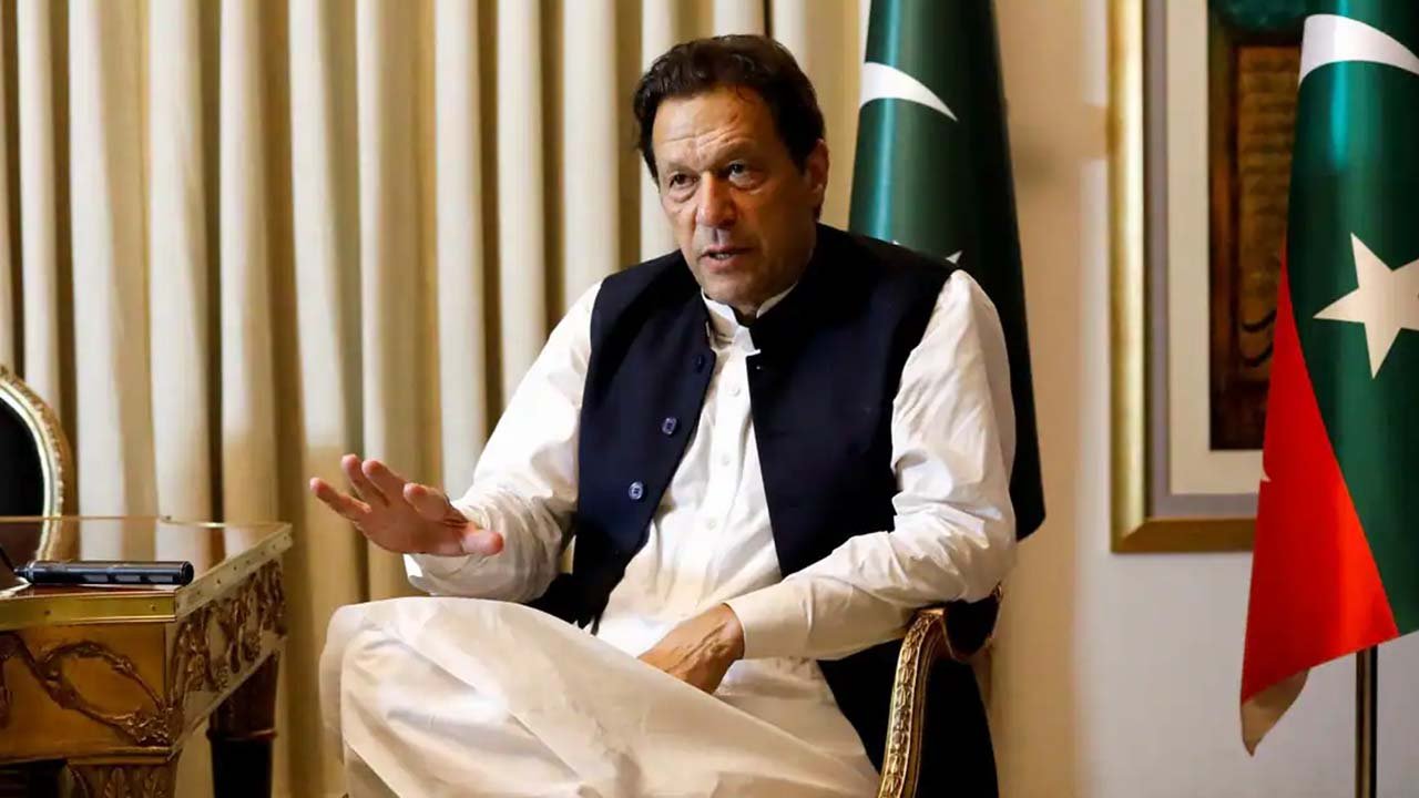 Survey: Imran Khan emerges as top choice for financial experts to revive Pakistan’s economy