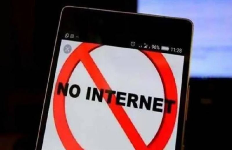 Local administration can suspend the internet if need be: Murtaza Solangi