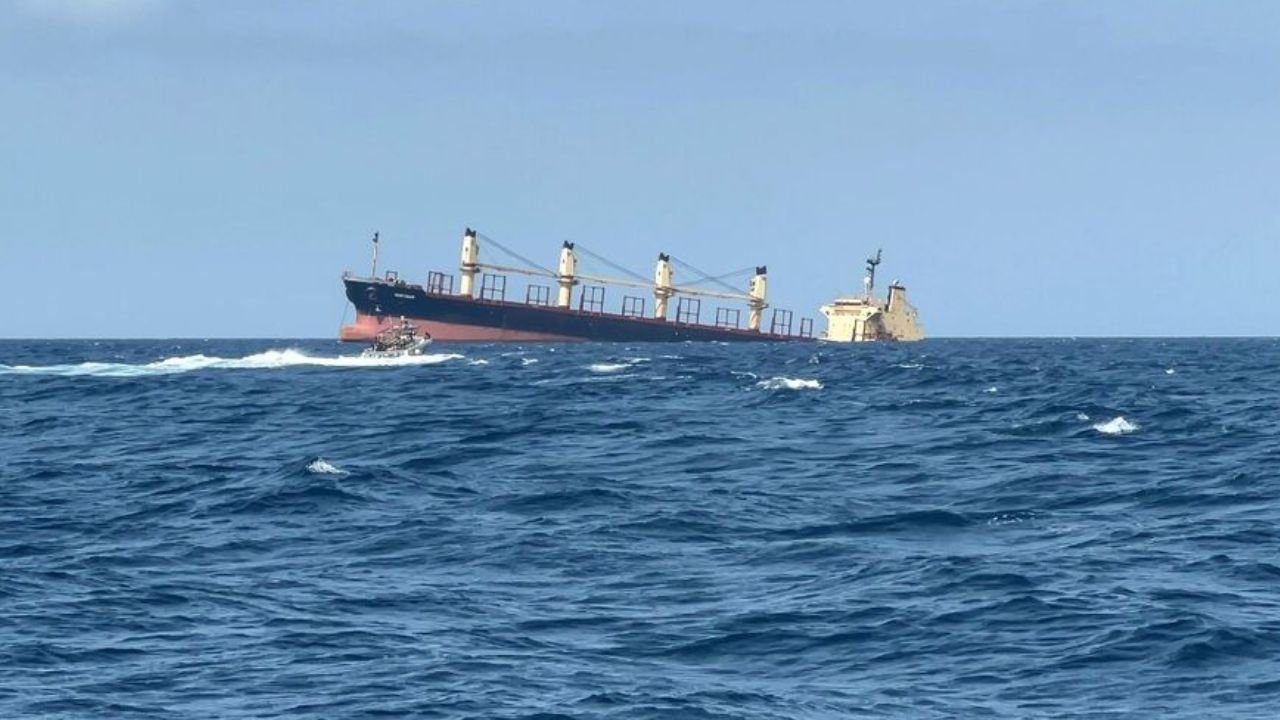 Yemen faces ‘environmental disaster’ as sunken ship threatens Red Sea