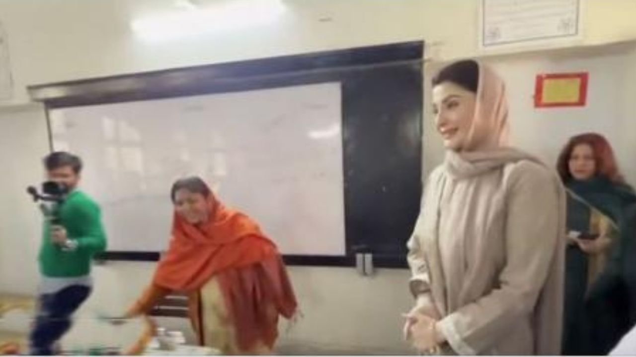 Teacher arguing with Maryam Nawaz not fired, Geo Fact-Check reveals