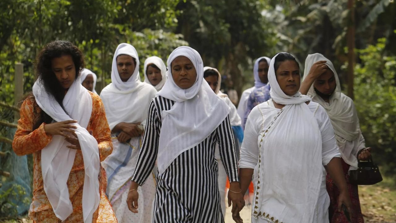 Bangladesh opens mosque for transgender hijra community