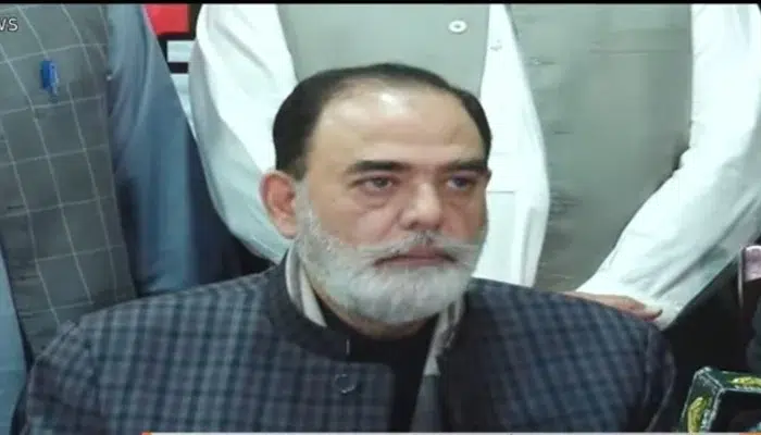 JUI-F’s Senator Talha Mahmood joins PPP