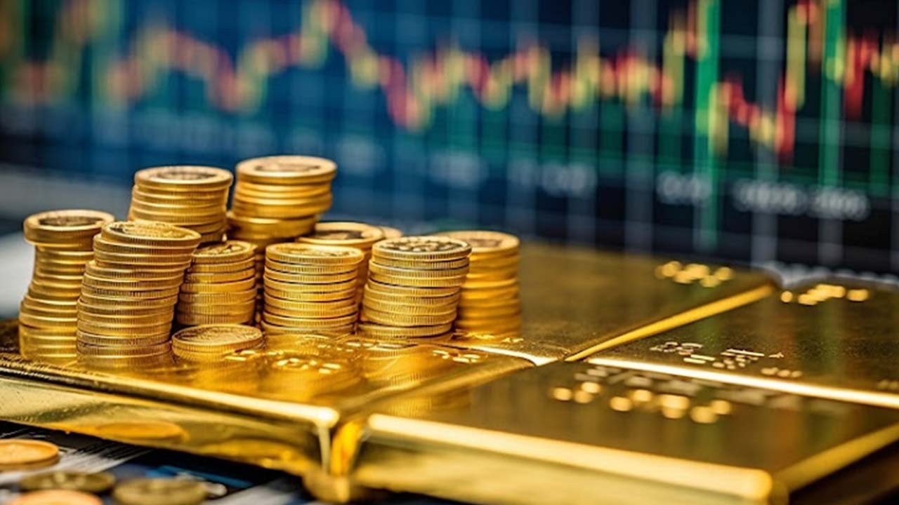 Gold price surges to Rs229,500 per tola