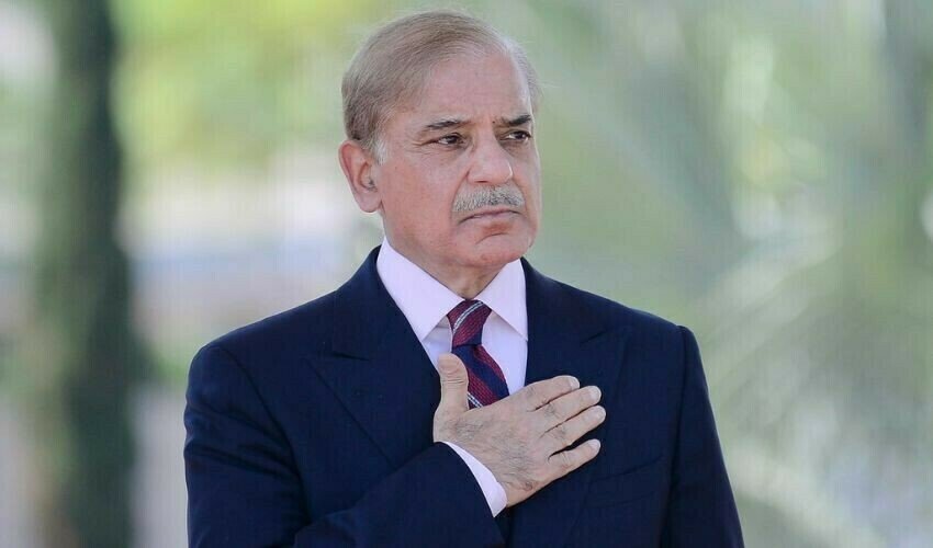 ’Four salary bonus’, PM Shehbaz is reportedly rewarding his staff