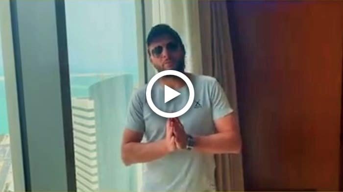 ‘Baat hogi tou sirf army chief aur DG ISI say’: Shehryar Afridi