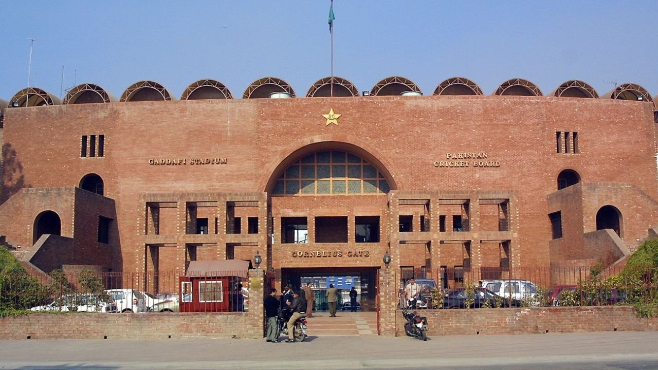 PCB buys entire building near Gaddafi Stadium