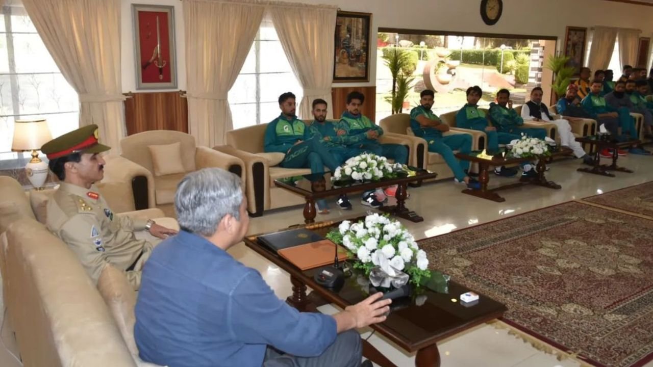 Chairman PCB Mohsin Naqvi warns national cricket team against grouping