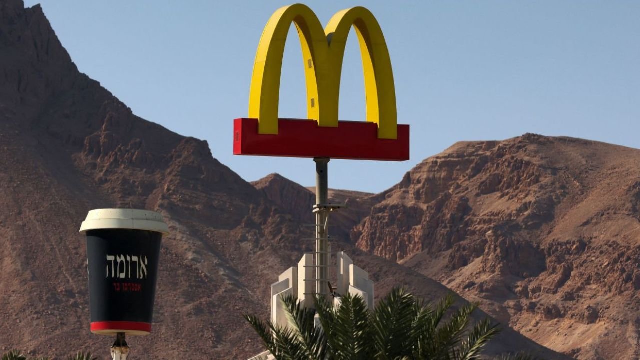 McDonald’s to acquire franchised stores in Israel