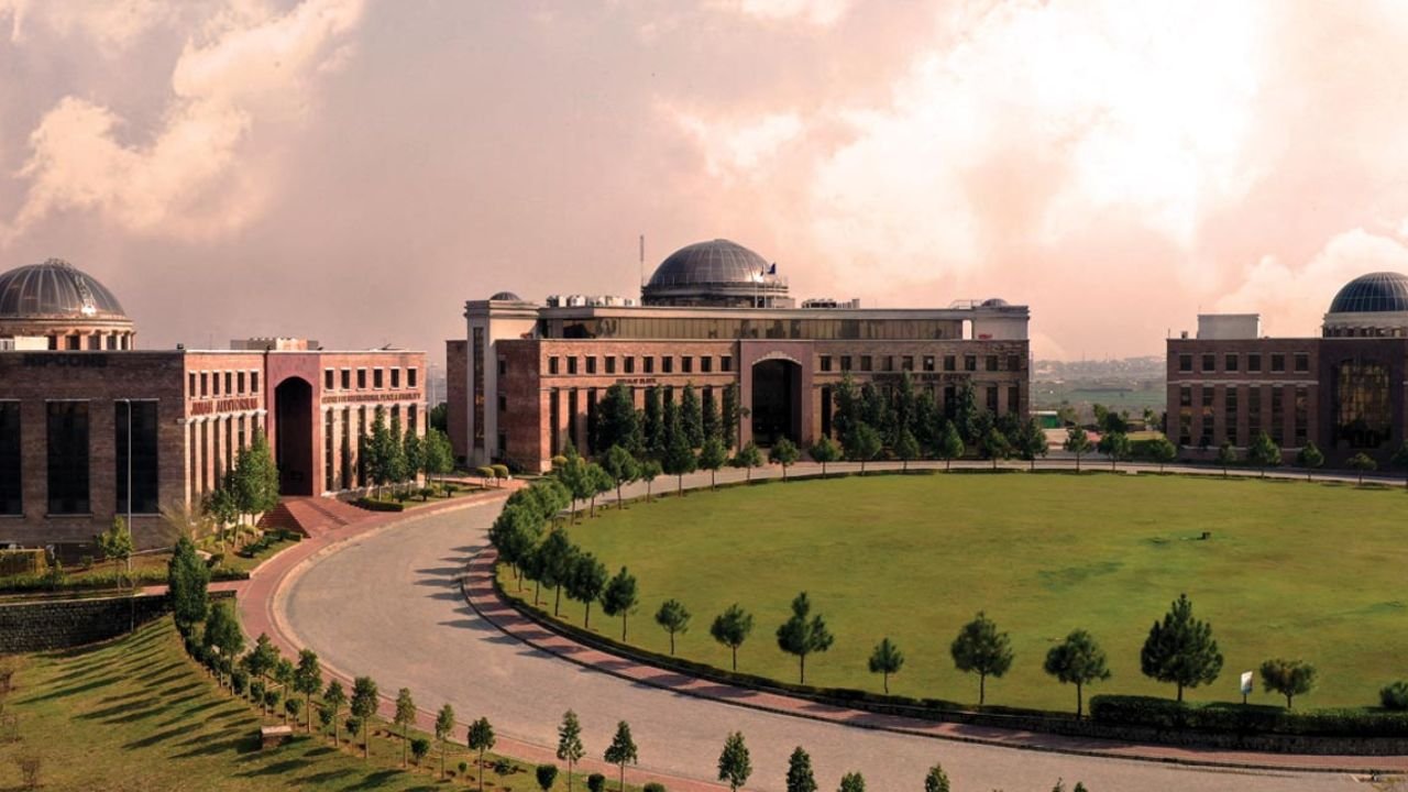 Hey Pakistani students: is your university among the top 1,000 in the world?
