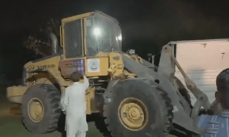 CDA demolishes PTI central secretariat in Islamabad over ‘violation’