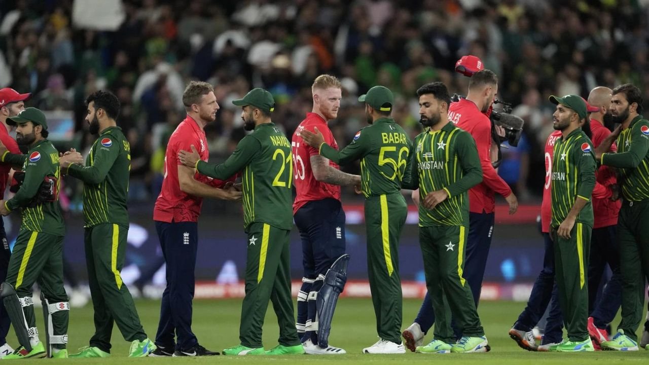 Pakistan likely to play against England with World Cup combination