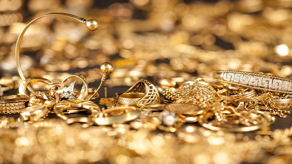 24-karat gold price remains unchanged at Rs239,200 per tola in local market
