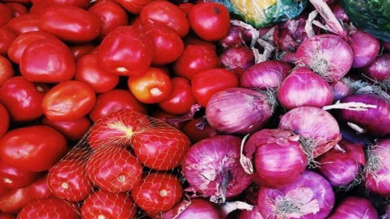 Tomato and onion price hikes push weekly inflation up