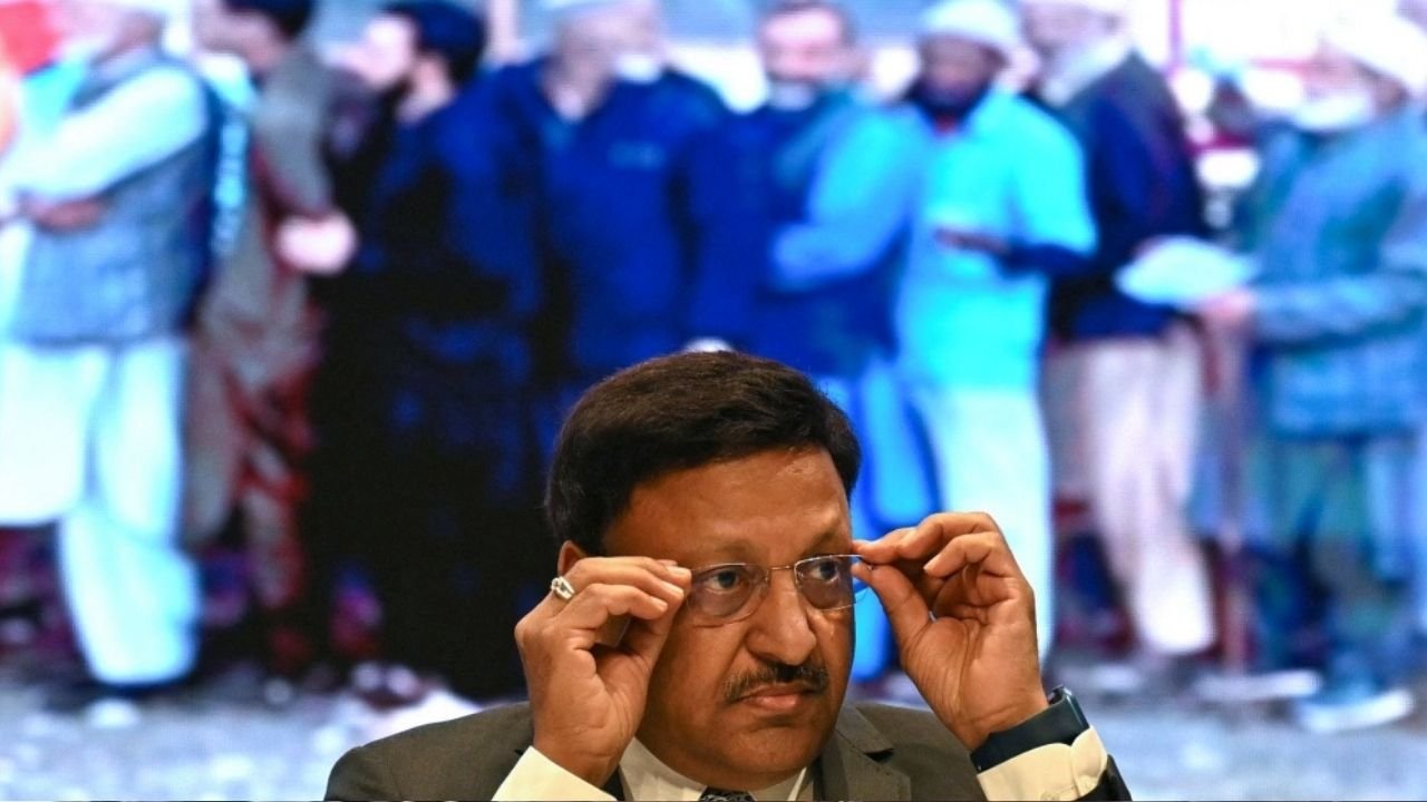 India Commission says 642 million voted in election