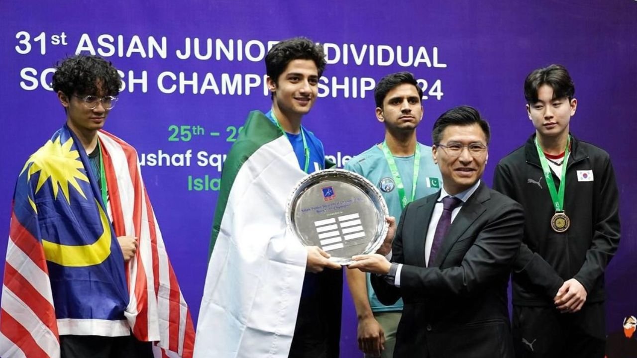 Pakistan’s Hamza Khan wins Asian Junior Squash Championship