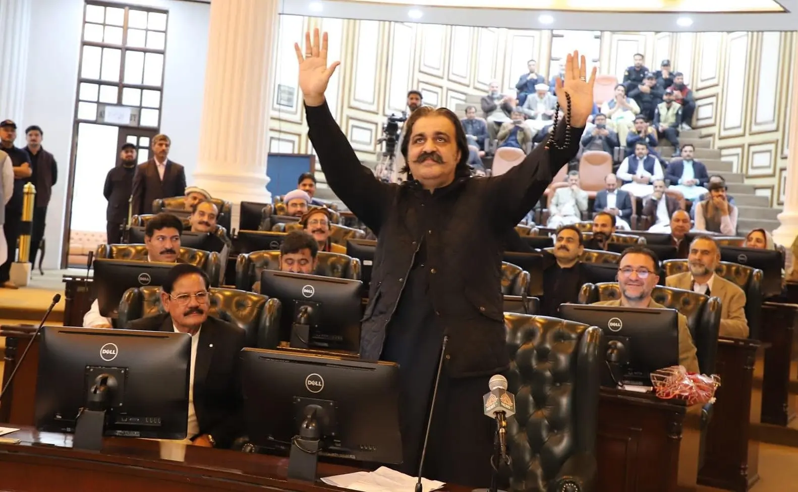 Gandapur demands US Congress investigation into cipher case