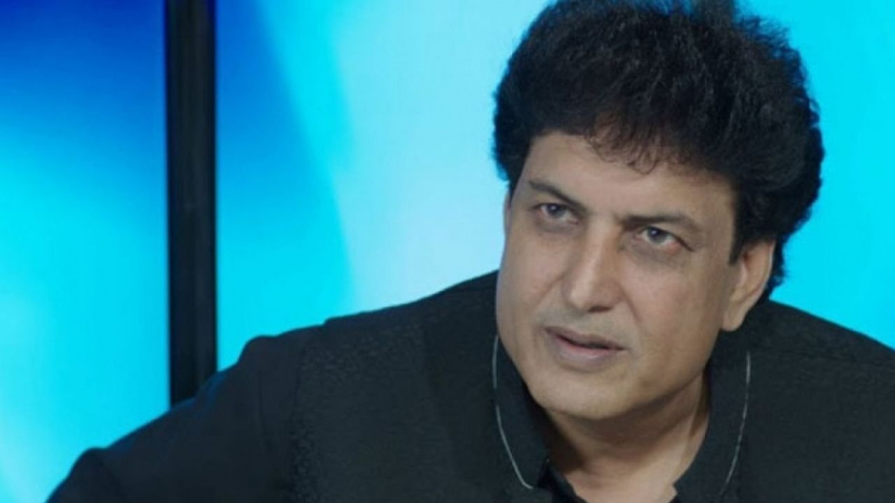 Khalil ur Rehman Qamar kidnapped and beaten up 