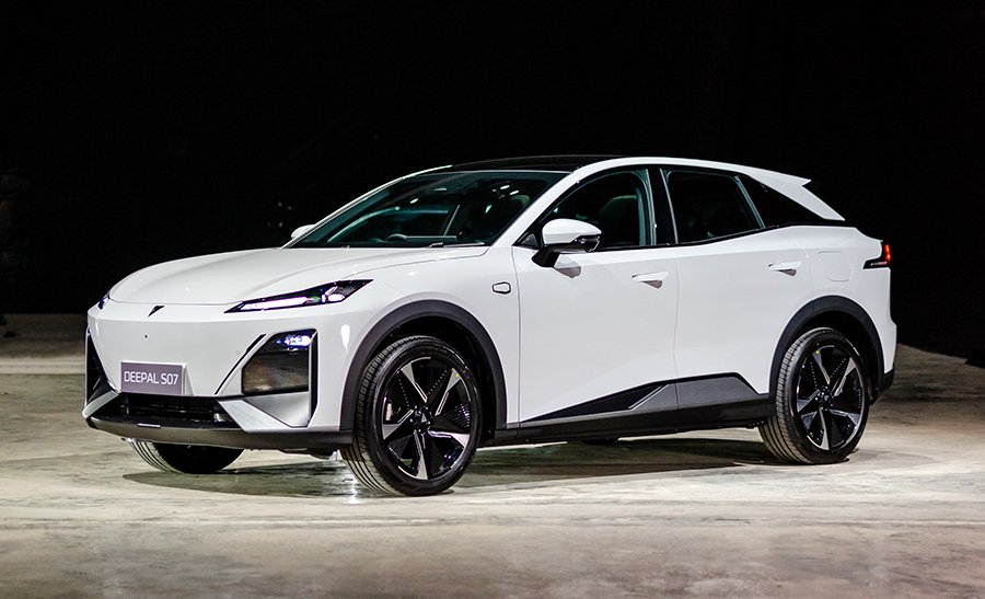 Deepal S07 electric SUV launched in Pakistan with a price tag of Rs16.5 million