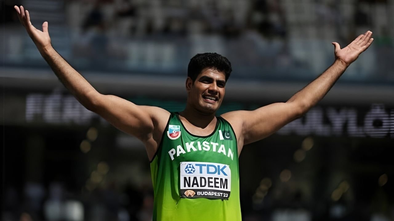 Twitter goes wild after Arshad Nadeem’s record breaking gold medal