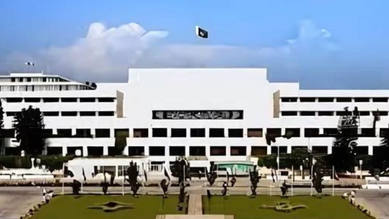 National Assembly Secretariat declares PTI lawmakers as Sunni Ittehad Council members