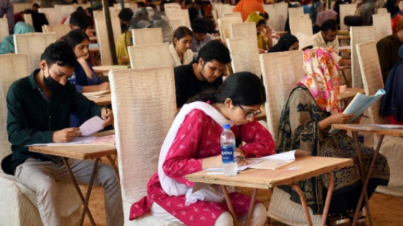 MDCAT top scorers called by FIA for mock exam