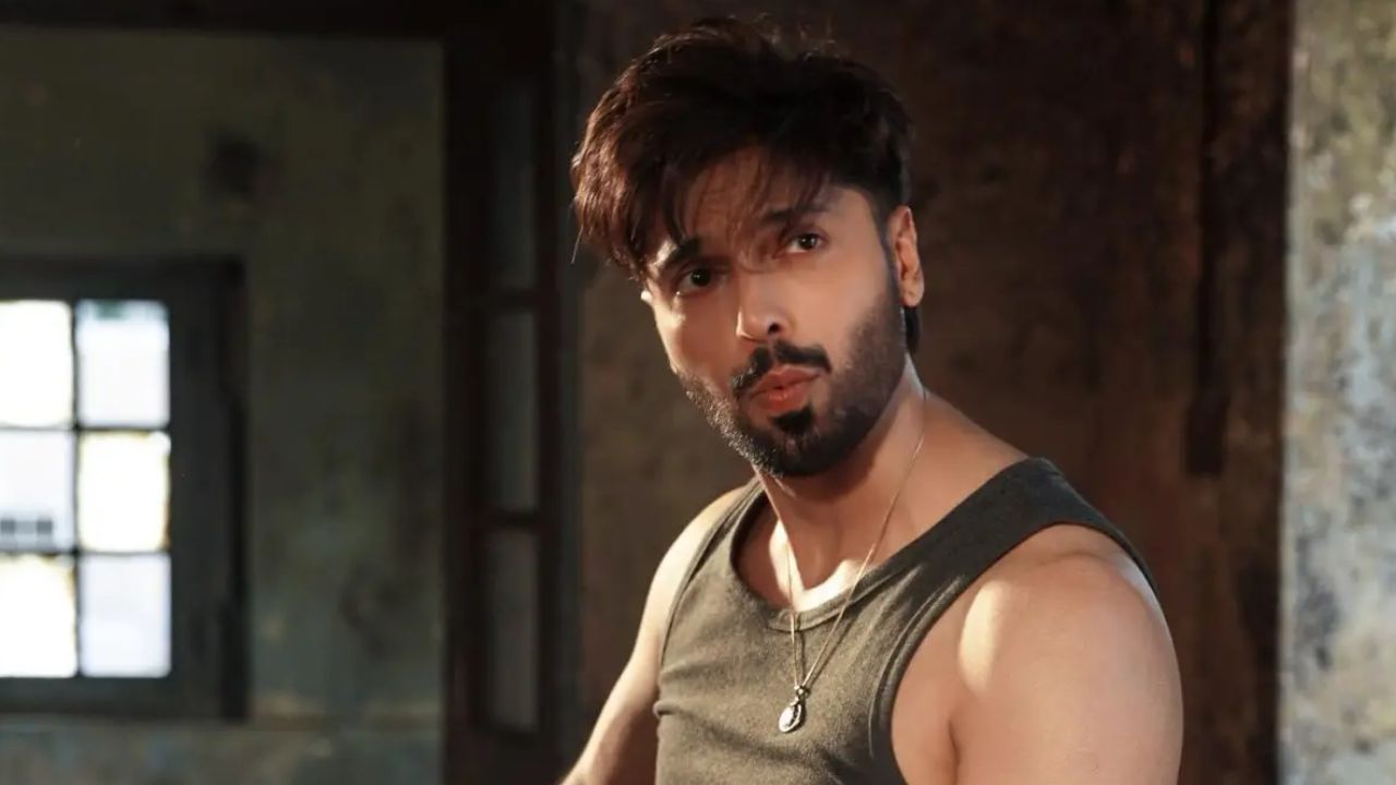 Fahad Mustafa teases his sad fans