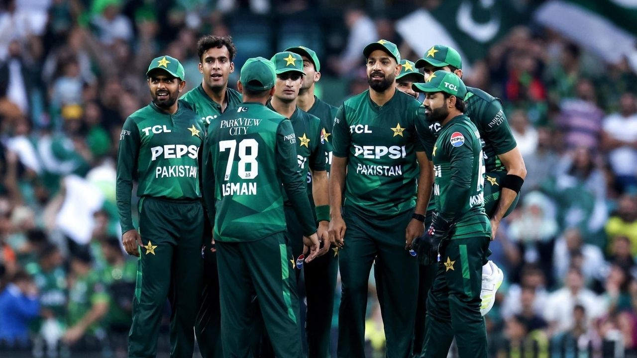 Pakistan changes captain for third T20 match against Australia