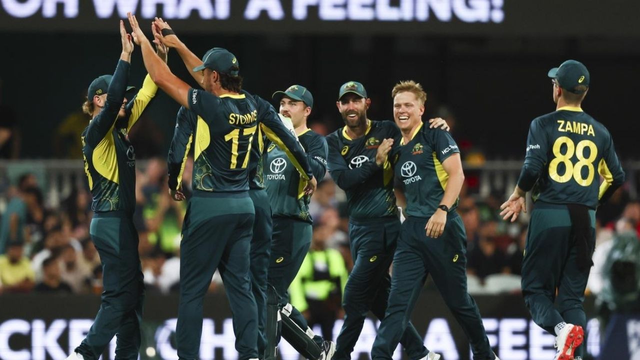 T20 series: Australia whitewash Pakistan after batting order collapses, again