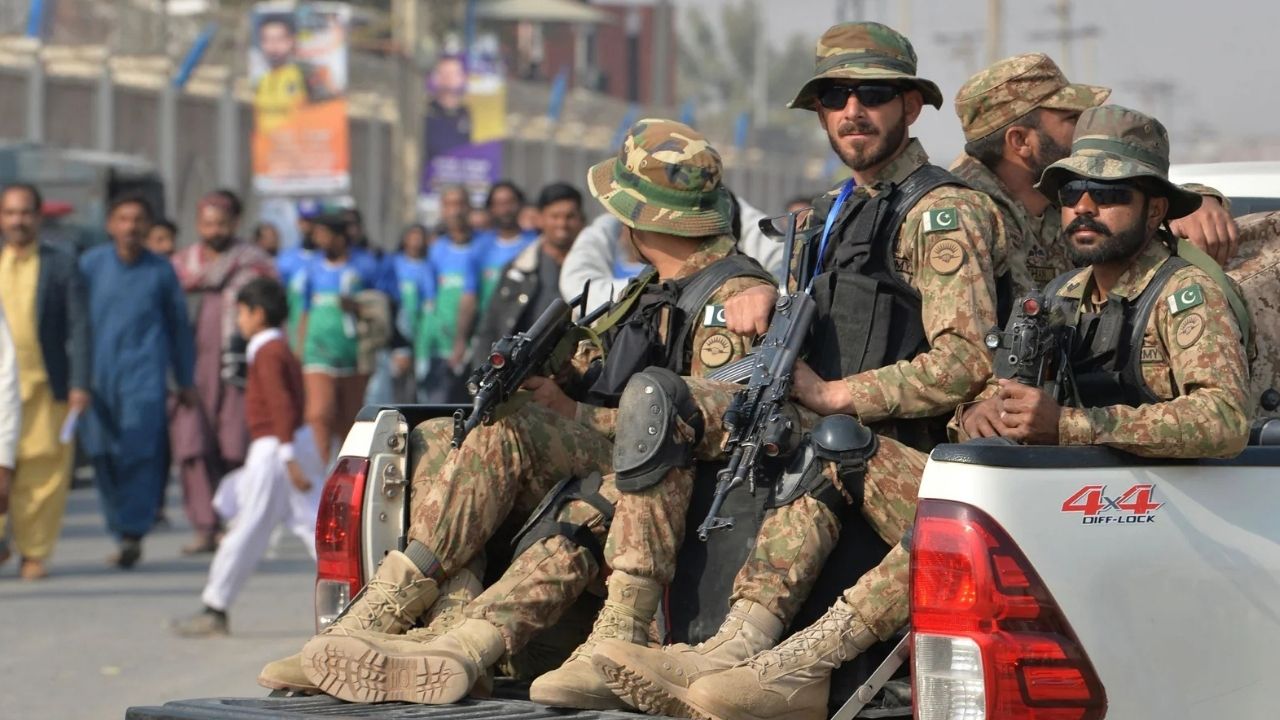 Army deployed in Islamabad after PTI workers martyr four Rangers