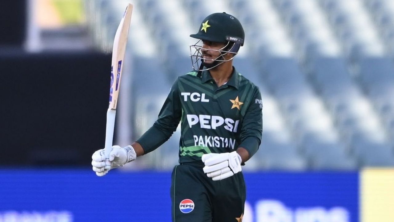 Second ODI: Pakistan crush Zimbabwe by 10 wickets